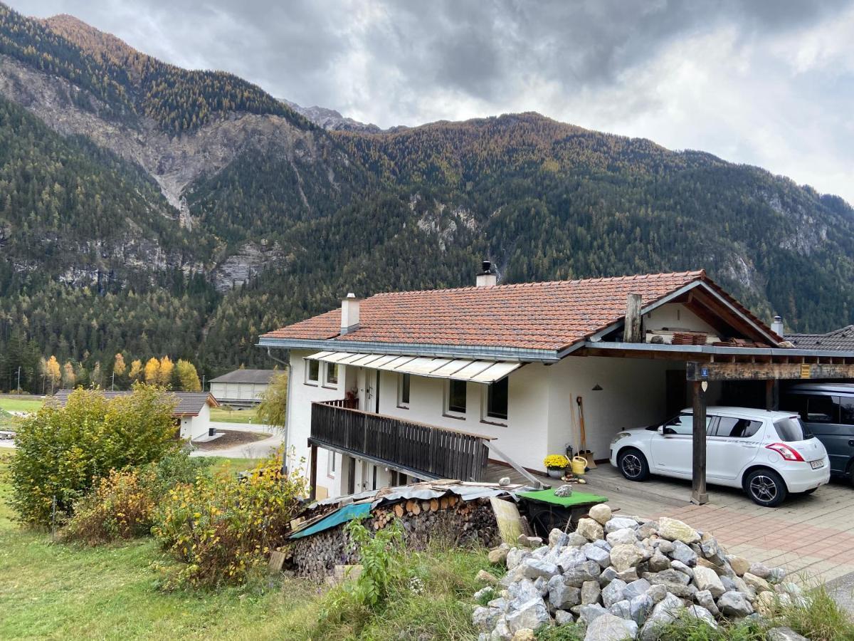 Ferienwohnung Im Herzen Graubuendens Surava Exteriér fotografie